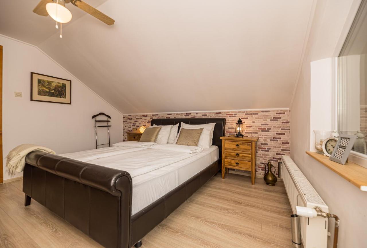 Home Alone Brasov Bagian luar foto